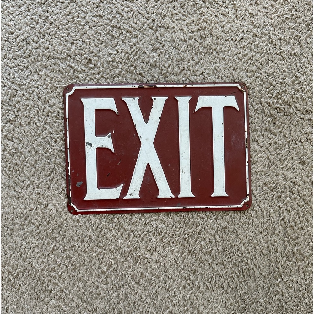 Exit Netal Sign